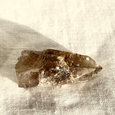 ちゅるちゅる黒系レムリアン水晶 (10)