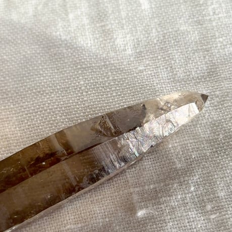ちゅるちゅる黒系レムリアン水晶 (8)