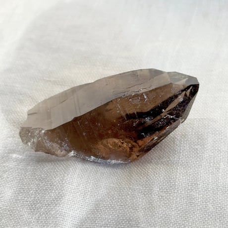 ちゅるちゅる黒系レムリアン水晶 (16)