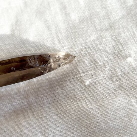 ちゅるちゅる黒系レムリアン水晶 (8)