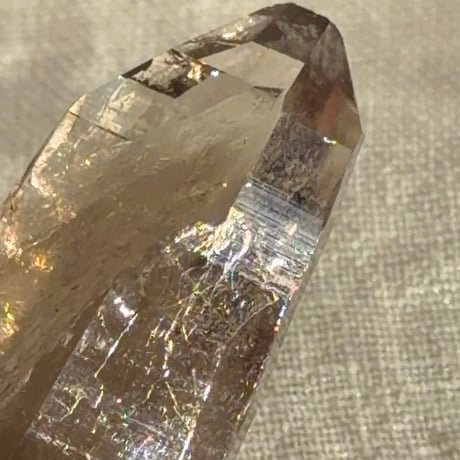 ちゅるちゅる黒系レムリアン水晶 (9)