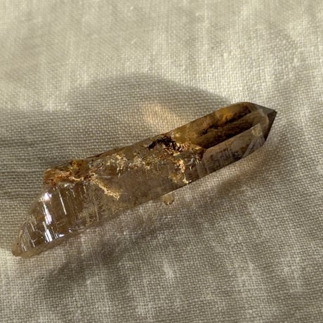 ちゅるちゅる黒系レムリアン水晶 (6)