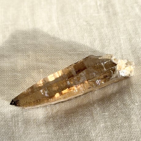★ちゅるちゅる黒系レムリアン水晶 (7)