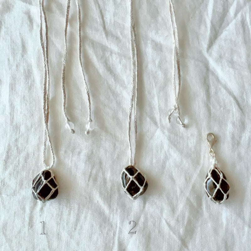 モリオン/黒水晶⚪︎石包チャーム | LAMYURIA