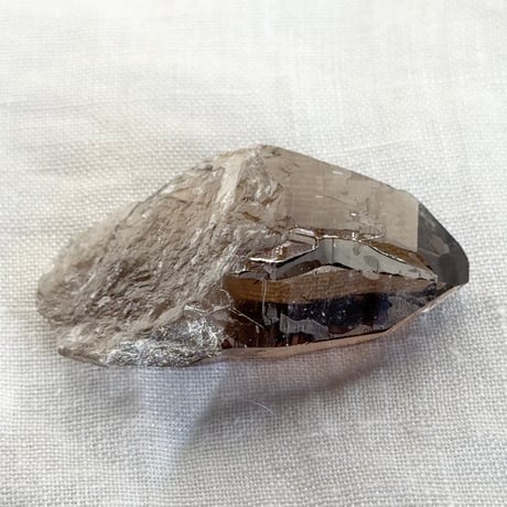 ちゅるちゅる黒系レムリアン水晶 (16)