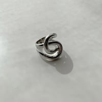 double hold ring