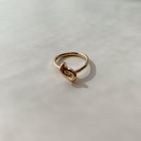 knot ring