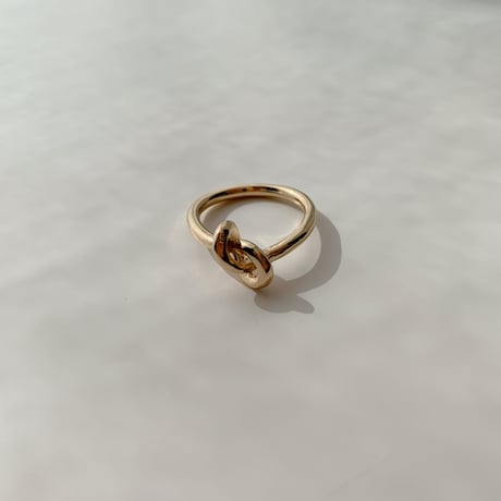 knot ring