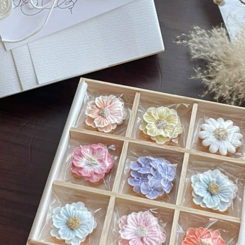 天然色素アイシング】桐箱入りクッキーM | hanasakuki