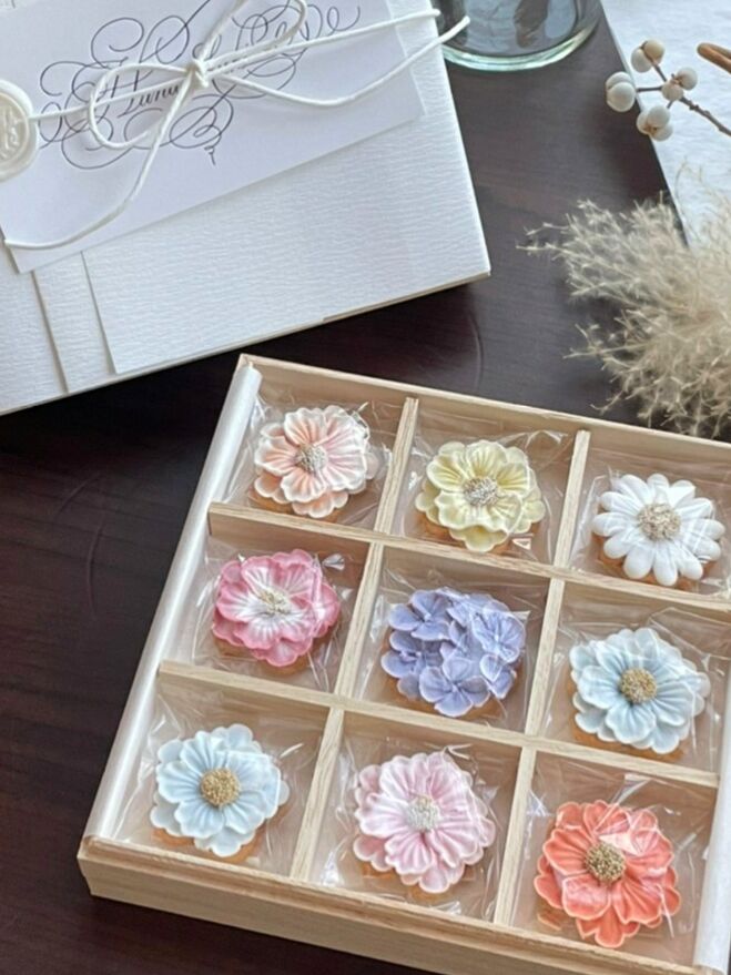 12/15入荷予定【天然色素アイシング】桐箱入りクッキーM | hanasakuki