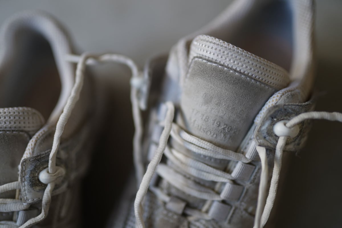 Maison Margiela スエードコンビ セキュリティ スニーカー（MAISON  