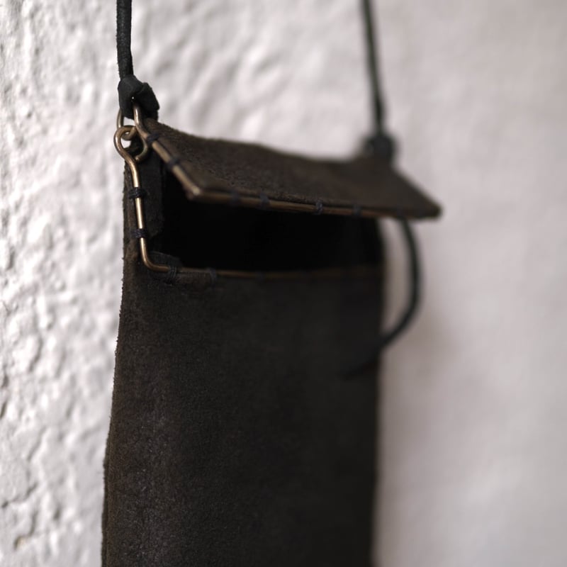 m.a+ エムエークロス レザーポーチ