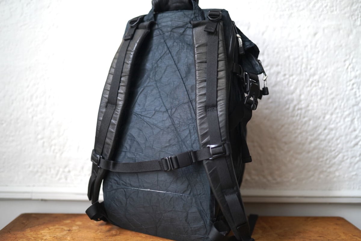 Backpack ダイニーマレザー リュック バックパック / rofmia(ロフミア