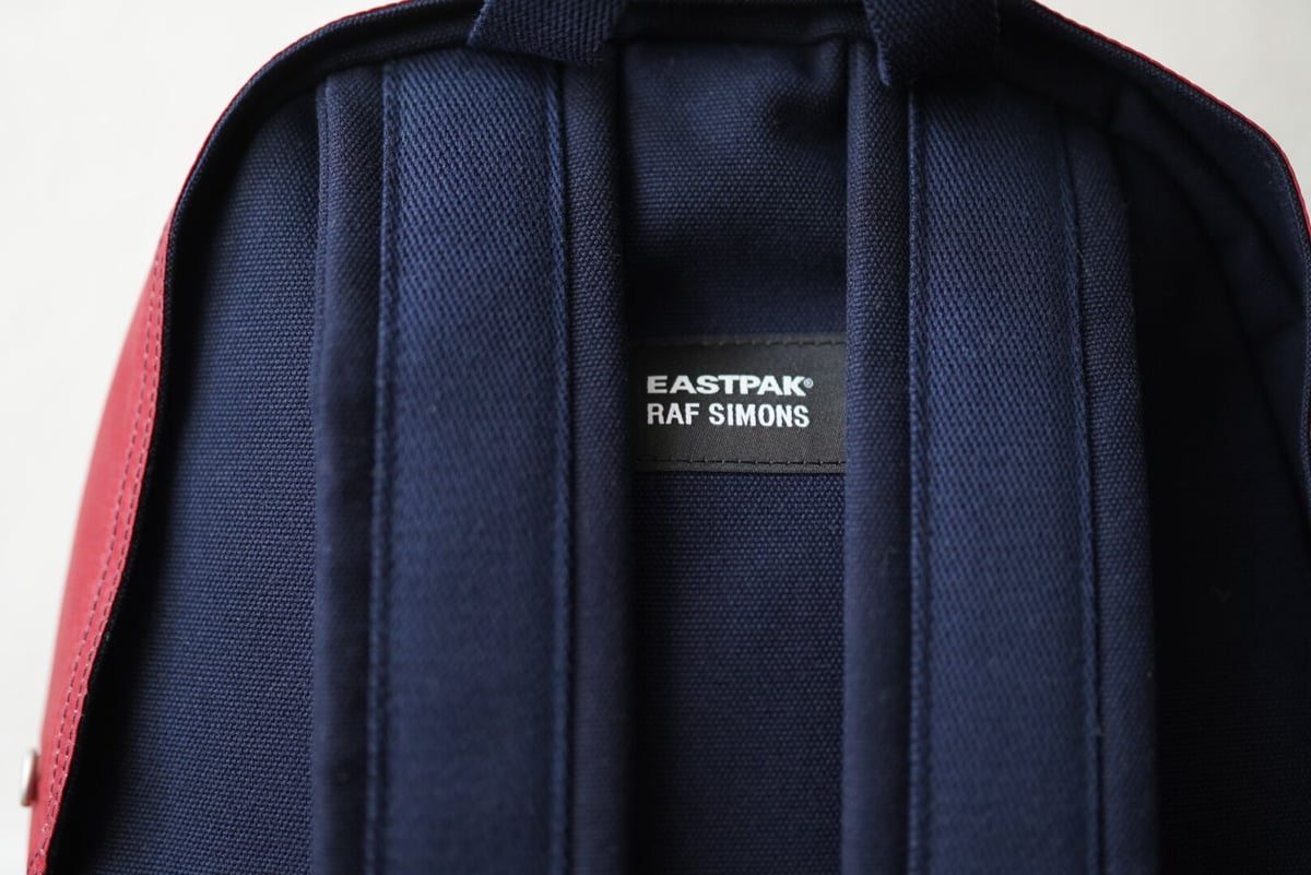18SS ×EASTPAK PADDED PAK'R Navy Canvas リュックサック ...