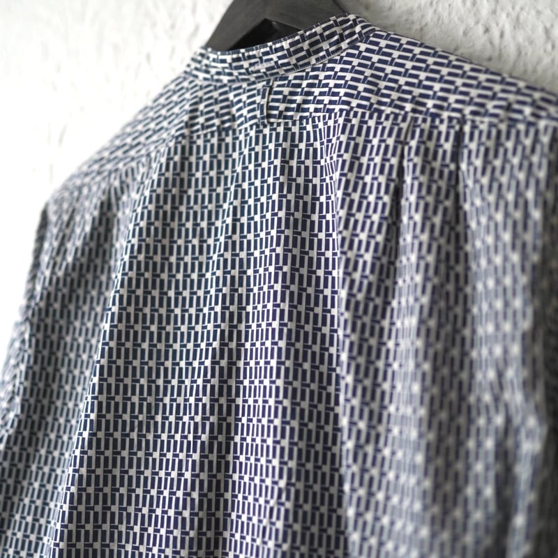 HEUGN ユーゲン PRINT ROB size2 トップス - トップス