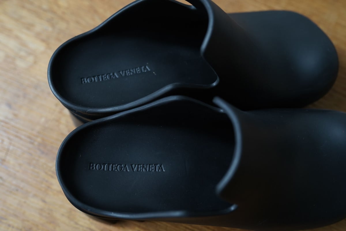 ラバー フラッシュ クロッグサボサンダル / BOTTEGA VENETA ラバー フラッシュ クロッグサボサンダル / BOTTEGA VENETA