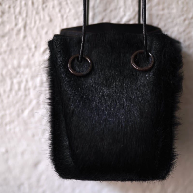 TAGLIOVIVO ミニ巾着レザーバッグ