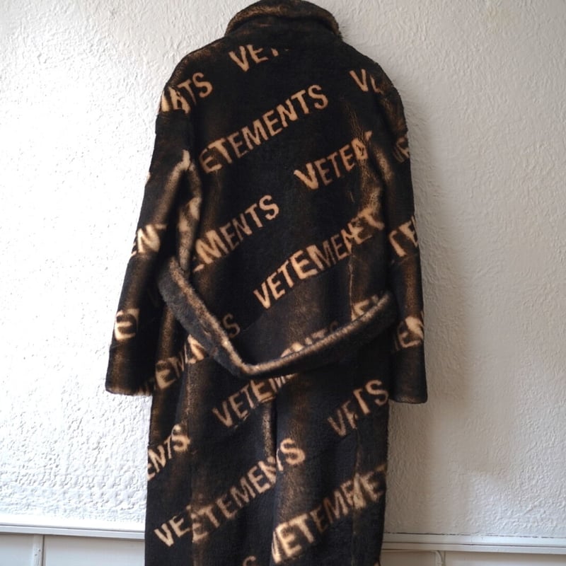 春夏新作 20AW EXTRA VETEMENTS(ヴェトモン) / 総柄シェアリング 