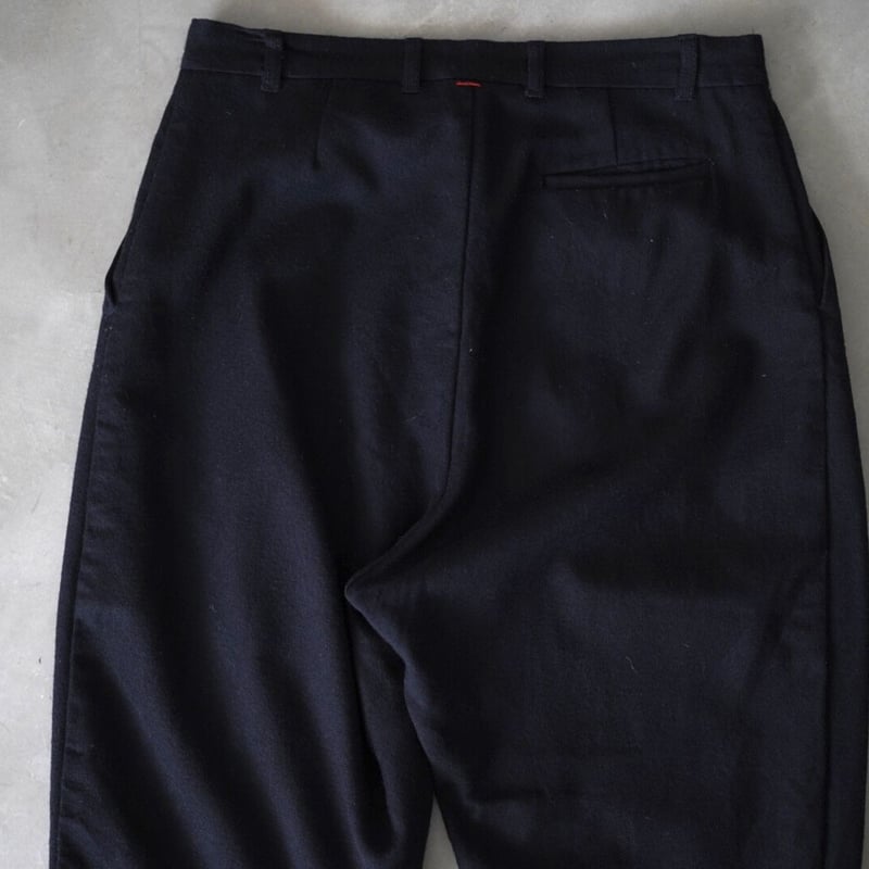 casey casey BASIC pant wool ウール極美品裾はどのような仕上げですか