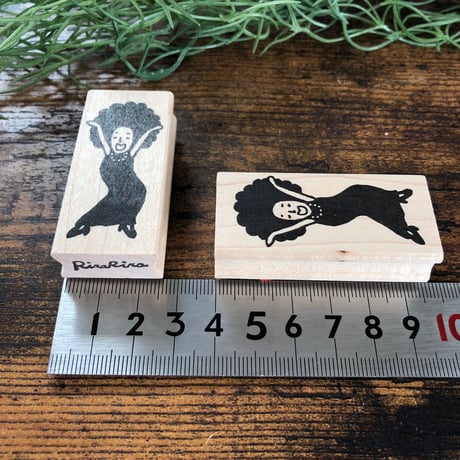 【ファンキーガール】デザインはんこ26x55mm_R038