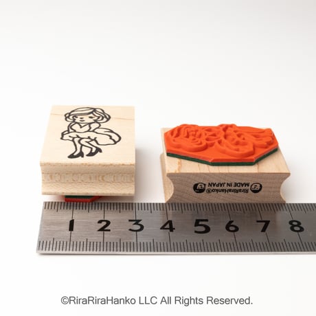 【マロンちゃんのマロロン・モンロー】デザインはんこ30x40mm_R1047