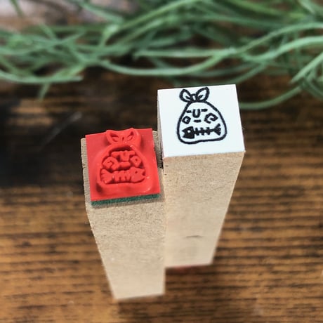 【もえるゴミ10mm角】絵文字はんこ10x10mm_R314
