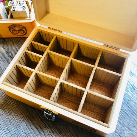 【旧仕様品】RiraRiraはんこオリジナル印箱【まもるとみよこ】