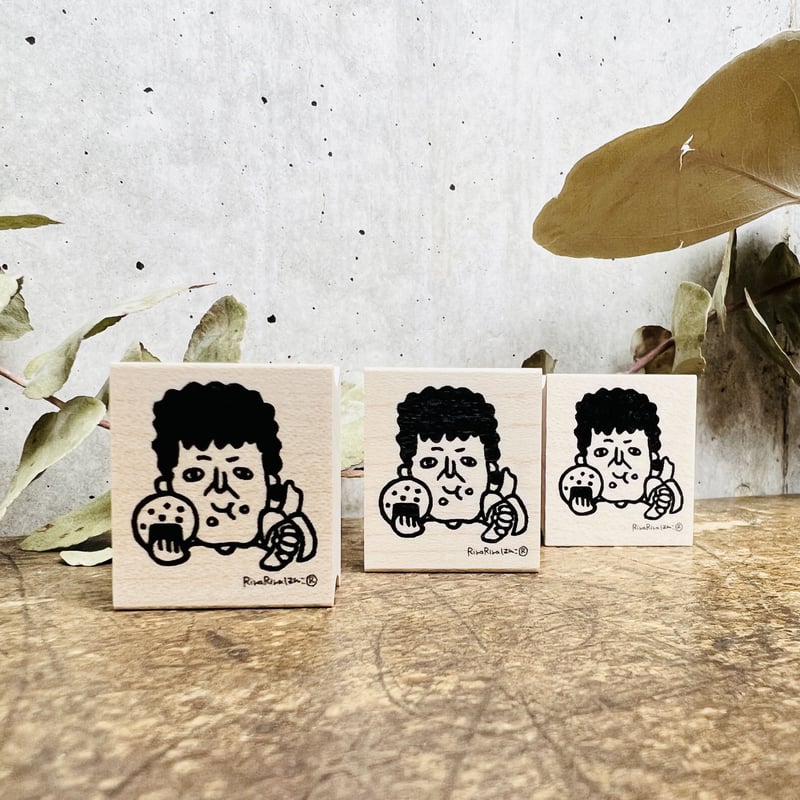 もぐもぐ関さん＊26mmx30mm＊ラバースタンプ＊R684 | RiraRiraはんこストア