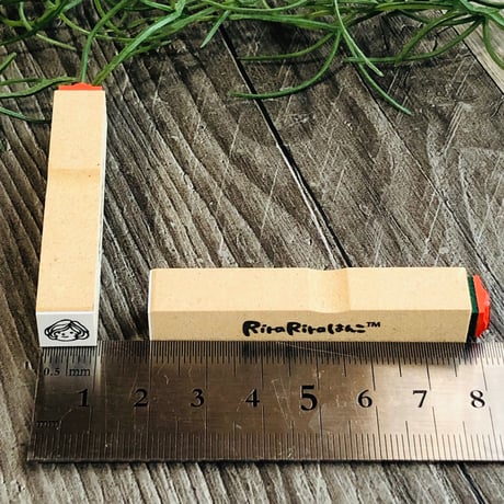 【マロンちゃんの顔だけ10mm角】絵文字はんこ10x10mm_R364