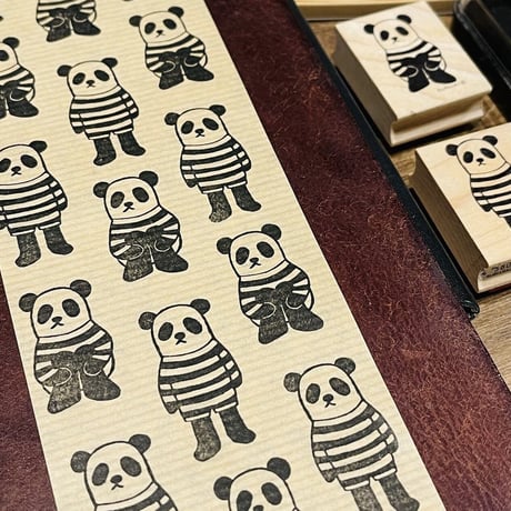 【パンダちゃんのお座り】デザインはんこ30x40mm_R539