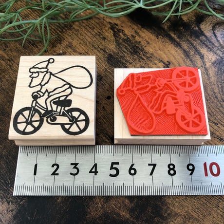 【サンタの立ちこぎ】デザインはんこ40x48mm_R249
