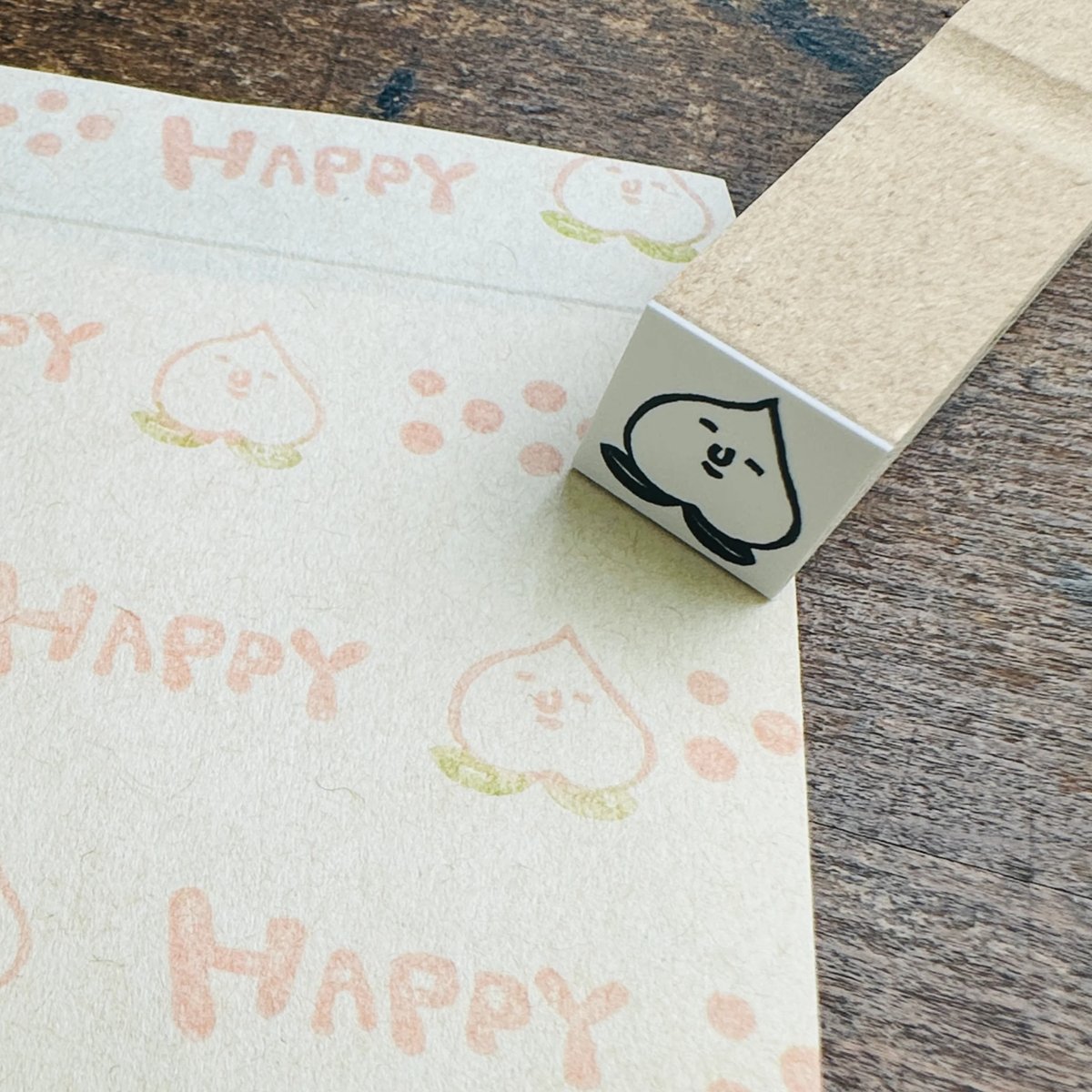 桃15mm角】デザインはんこ15x15mm_R982 | RiraRiraはんこストア＊Ri
