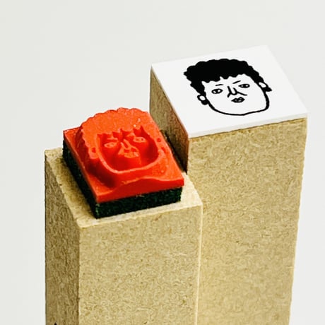 【関さんの顔だけ10mm角】絵文字はんこ10x10mm_R657