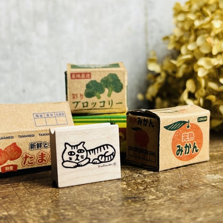 【ゆるねこごろごろゴロー】デザインはんこ26x30mm_R664