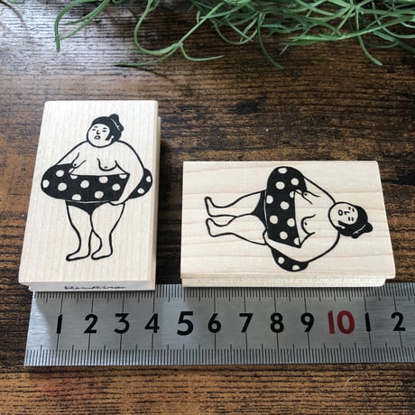 【（旧BIGサイズ）おすもうさんのうきわ】デザインはんこ40x65mm_R196