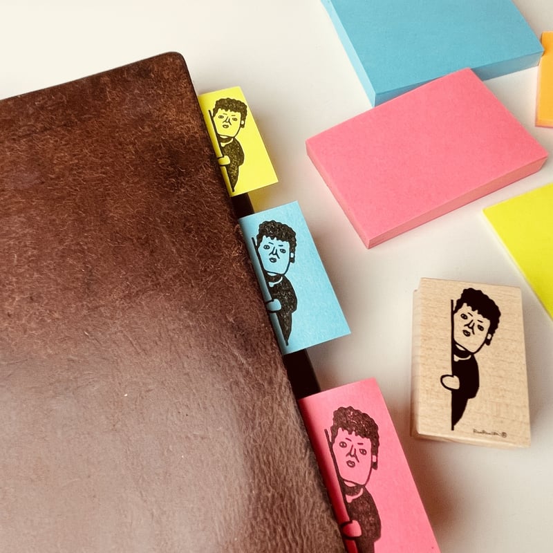 ひょっこり関さん＊30mmx48mm＊ラバースタンプ＊R606 | RiraRiraはんこ