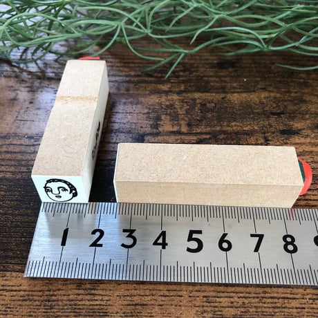 【アランくんの顔だけ15mm角】デザインはんこ15x15mm_R068