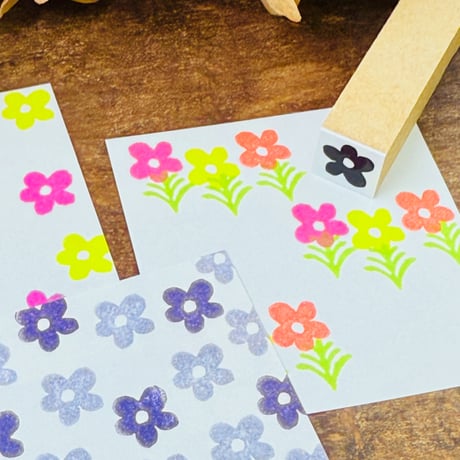 【お花(ベタ塗り)10mm角】絵文字はんこ10x10mm_R1275