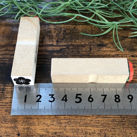 【梅の花15mm角】デザインはんこ15x15mm_R255