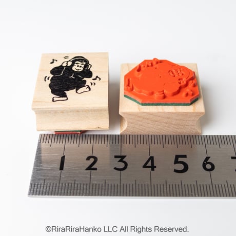 6月1日一般販売開始＊【ゴーリーくんのノリノリダンス】デザインはんこ26x30mm_R1318