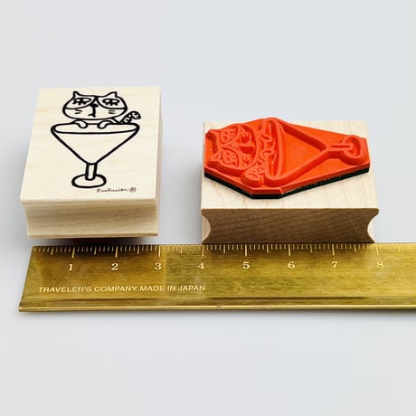 【尾曲がりネコとカクテルグラス】デザインはんこ30x40mm_R691