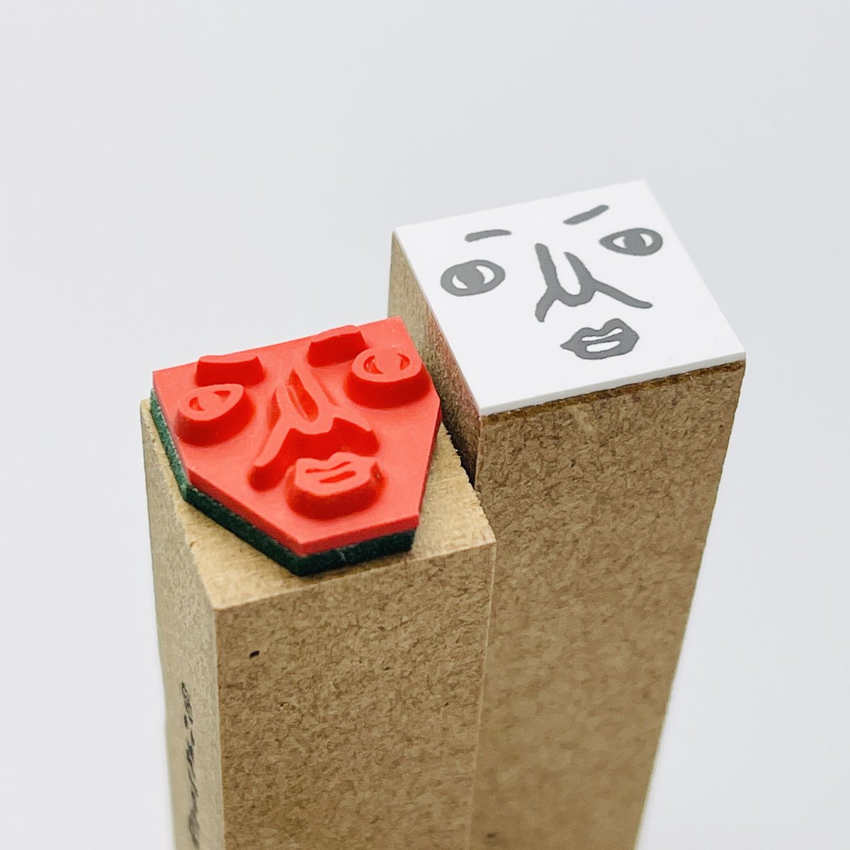 15㎜角】何でも関さん顔パーツだけ＊ラバースタンプ ＊R604