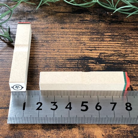 【赤ちゃんの口なし10mm角】絵文字はんこ10x10mm_R220