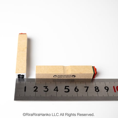 【四つ葉のクローバー10mm角】絵文字はんこ10x10mm_R1279