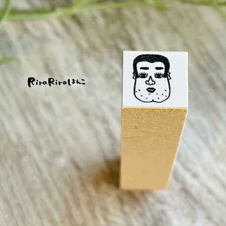 【和田福男くんの顔だけ10mm角】絵文字はんこ10x10mm_R532