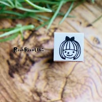 【くるみちゃんの顔だけ10mm角】絵文字はんこ10x10mm_R419