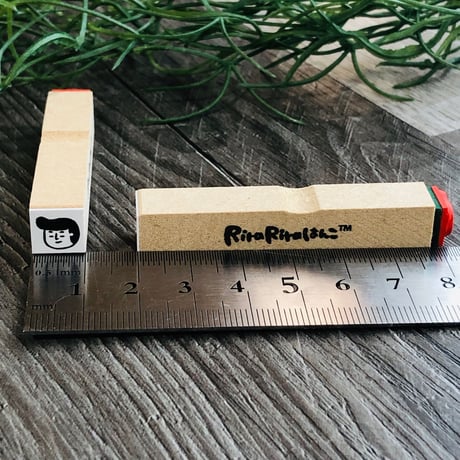 【ヤンキーくんの顔だけ10mm角】絵文字はんこ10x10mm_R367