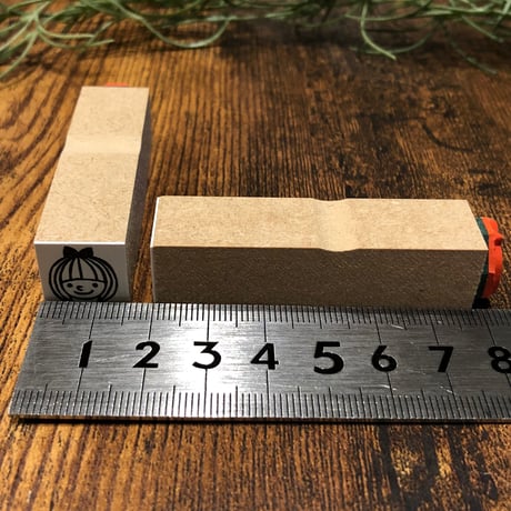 【くるみちゃんの顔だけ15mm角】デザインはんこ15x15mm_R175