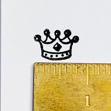 【王冠10mm角】絵文字はんこ10x10mm_R675
