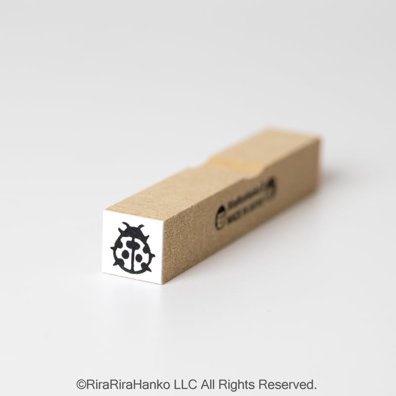 てんとう虫10mm角】絵文字はんこ10x10mm_R1280 | RiraRiraはんこストア